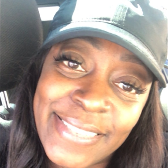 Meet your Posher, Inger - Picture 1 of 1